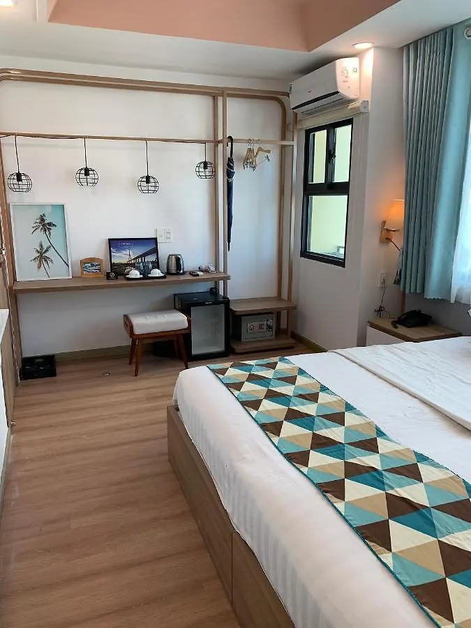 ***  Ngoc Khanh Hotel 芽庄 越南